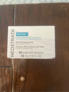NEOSTRATA Restore PHA Renewal Pads Gentle Daily Exfoliant (60 Pads)